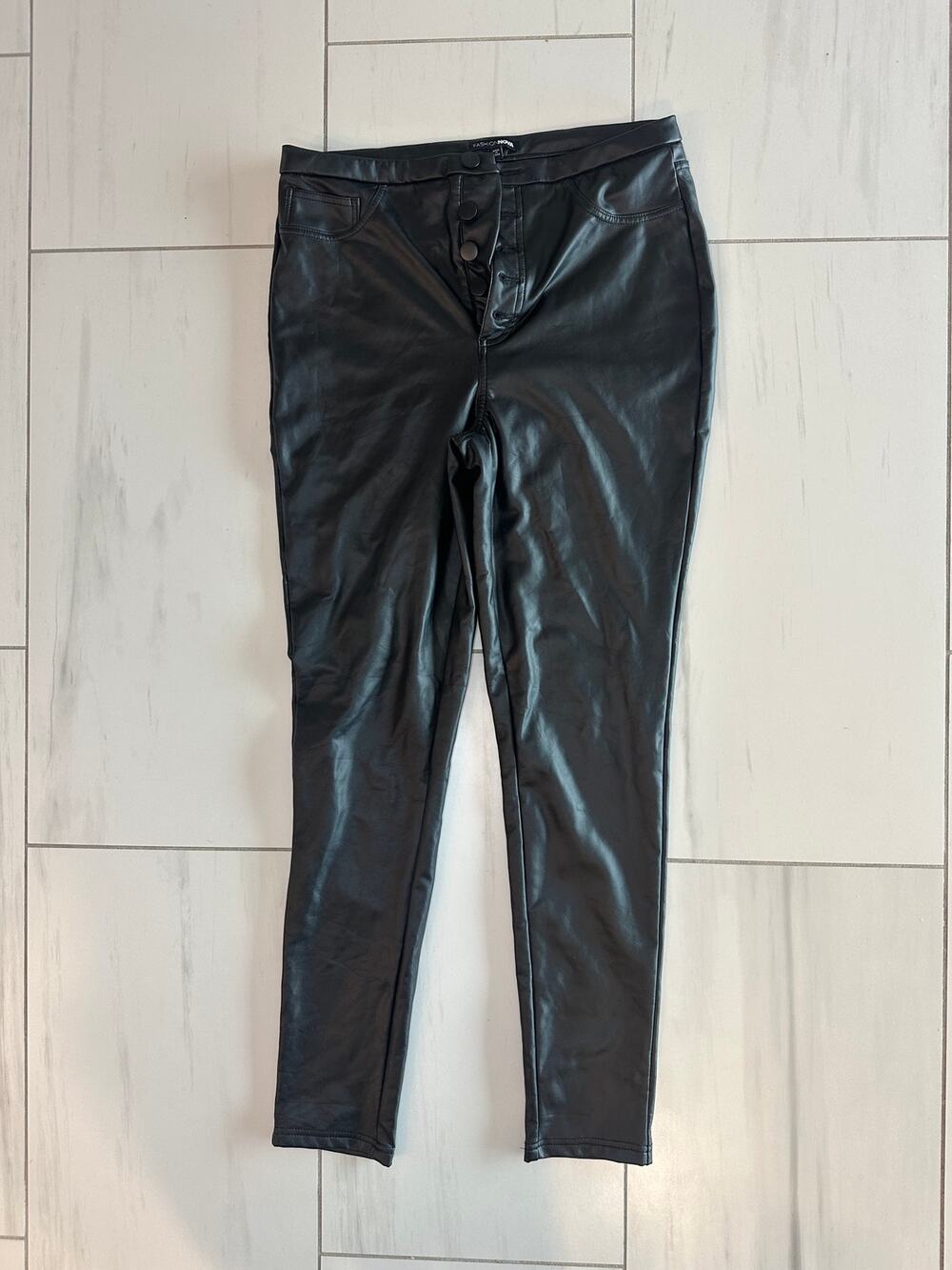 Fashion Nova Black Faux Leather Skinny Women's Pants  Large Button Fly High Rise